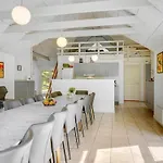 Jenna - 1-4km From The Sea By Interhome *