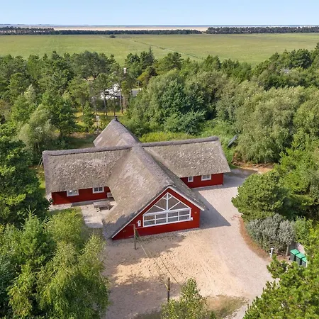 Vakantiehuis Jenna - 1-4km From The Sea By Interhome *