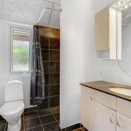 Semesterbostad Jenna - 1-4km From The Sea By Interhome *