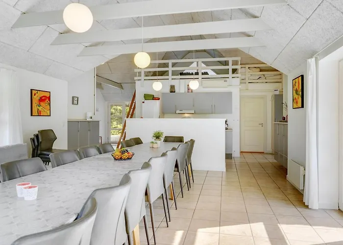 Jenna - 1-4km From The Sea By Interhome *